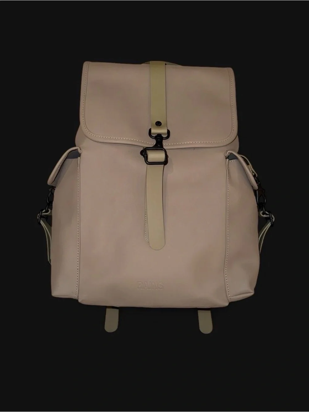 Like New | Rains Waterproof Rucksuck Cargo in tonal taupe (Size L)